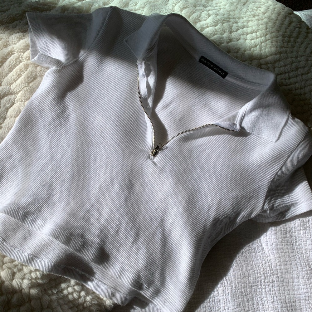 BRANDY MELVILLE SHIRT